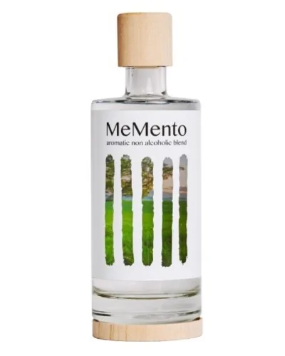 Memento Non-Alcoholic Spirit Aromatic Traditional 700ml - 